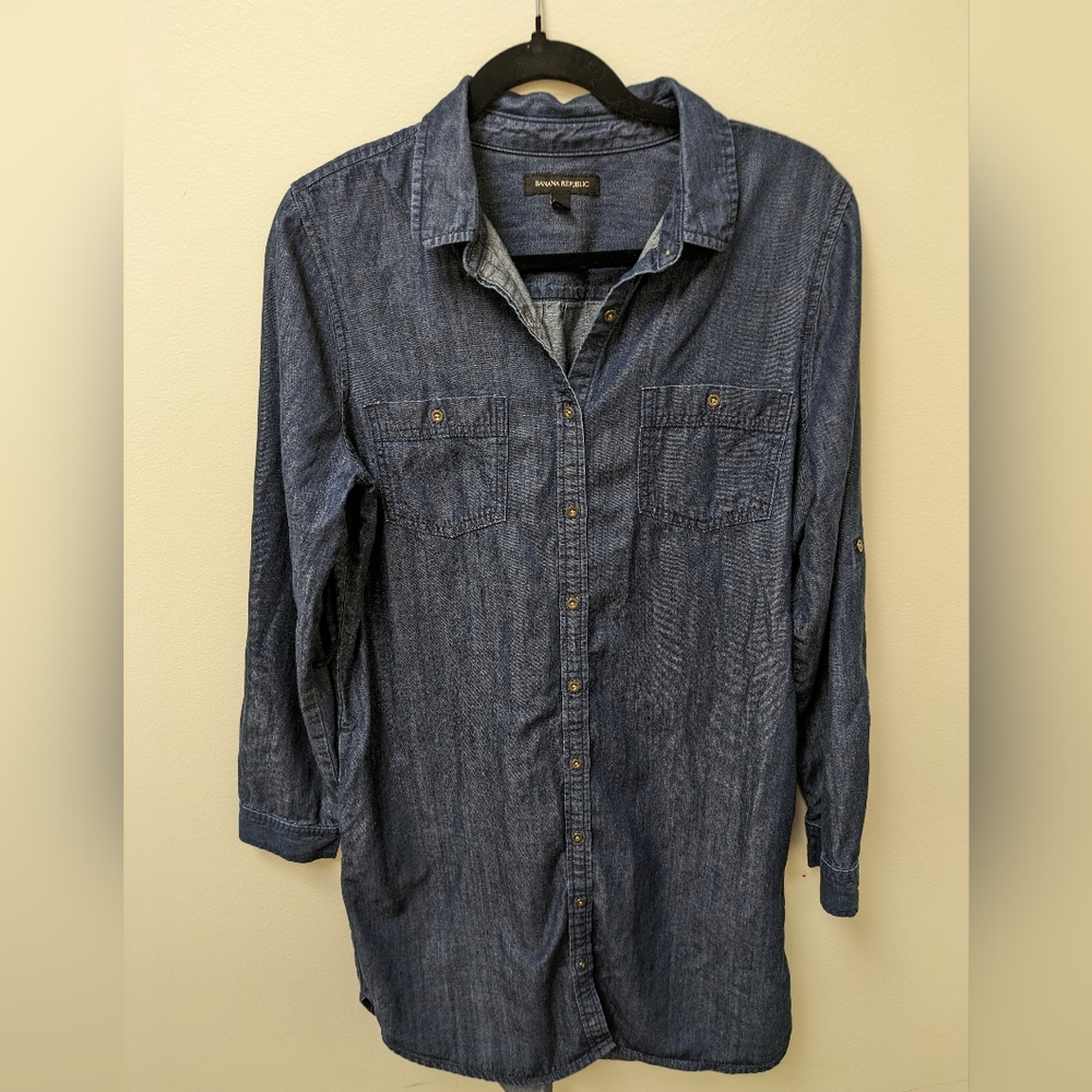 Banana Republic lightweight denim shirt dress. Women's size 12